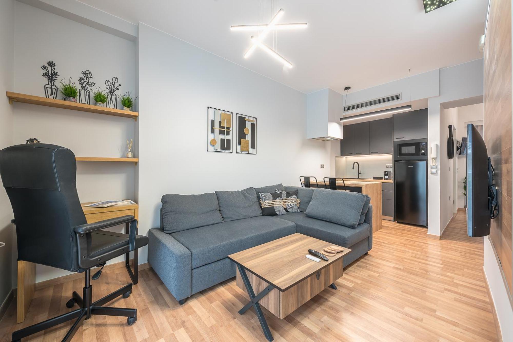 Newly Renovated Loft 1 Min Walk From Metro By Cloudkeys Apartment *